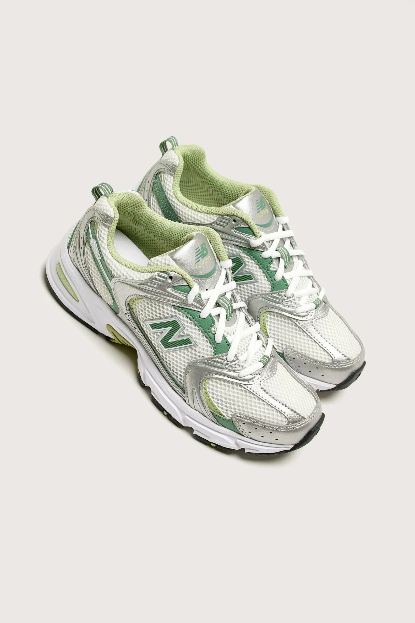 NEW BALANCE 530 Pour Femmes