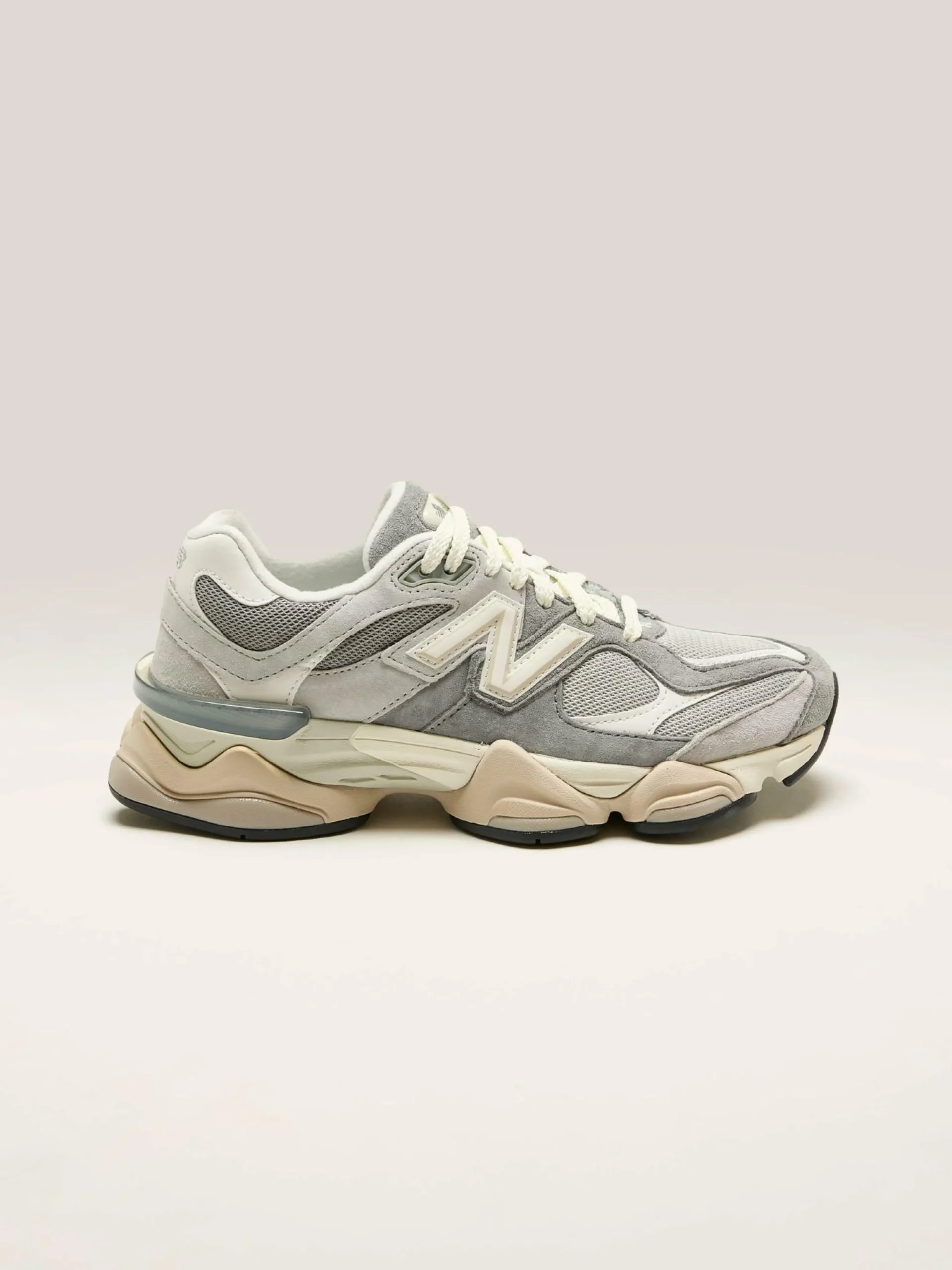 NEW BALANCE 9060 Pour Femmes