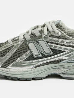 NEW BALANCE 1906R Pour Femmes