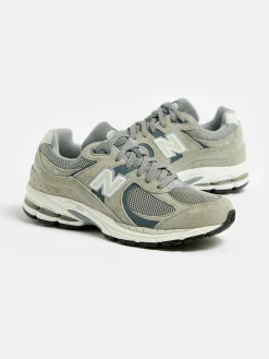 NEW BALANCE 2002R Pour Femmes