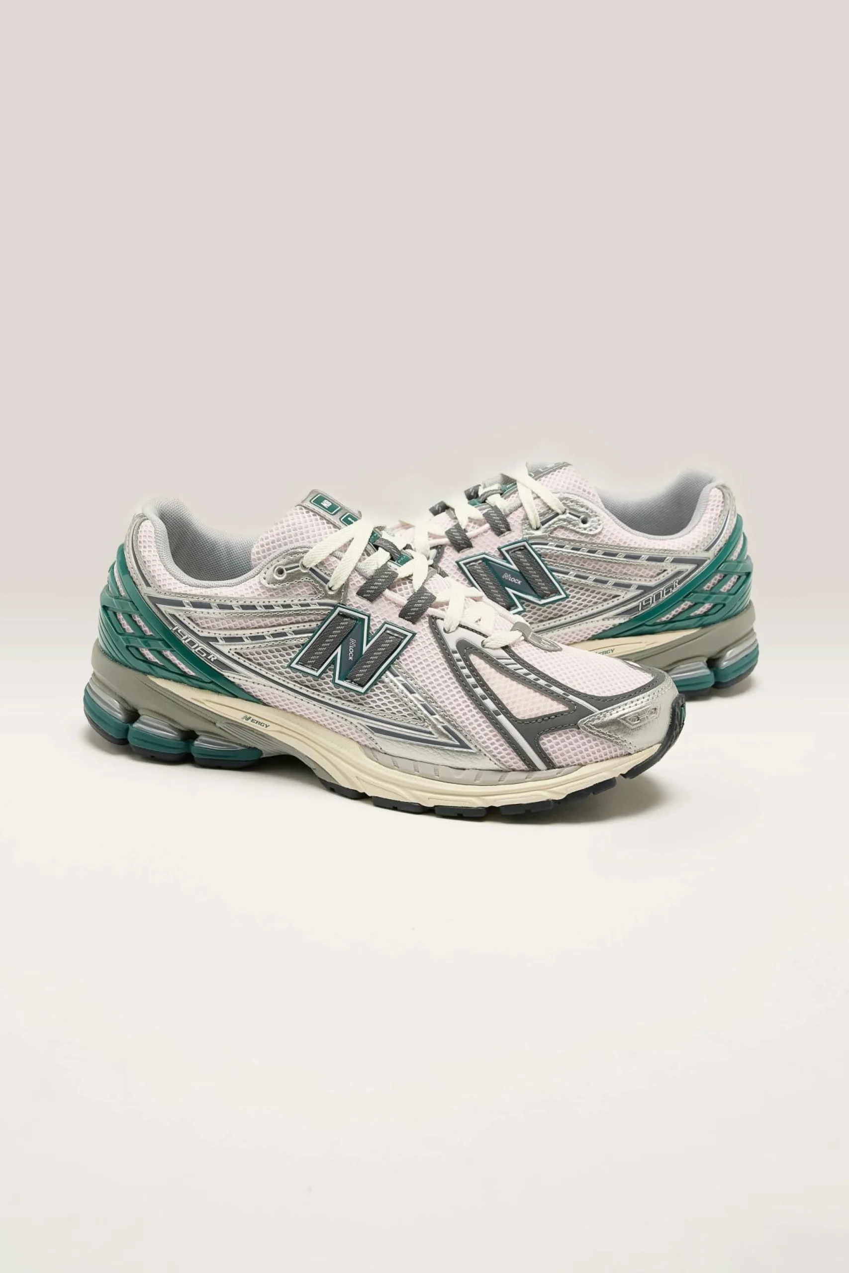 NEW BALANCE 1906R Pour Homme