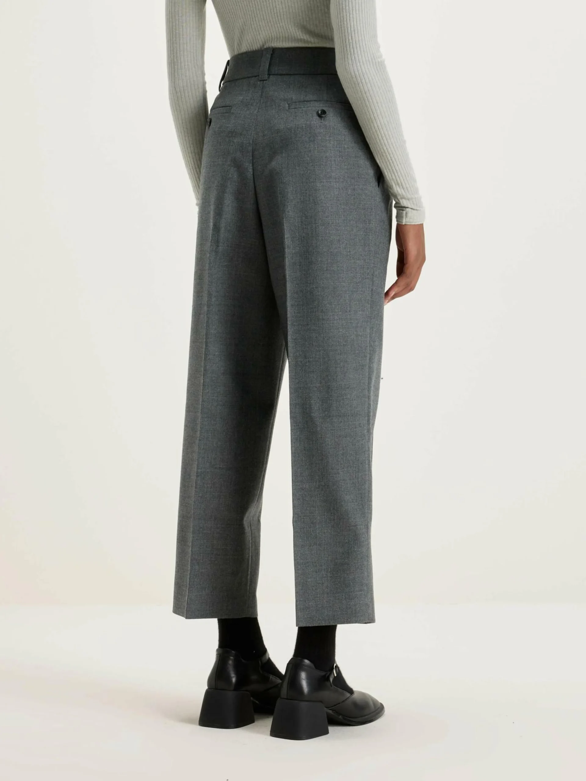 NICHOLSON & NICHOLSON Pantalon Port Droit En Laine