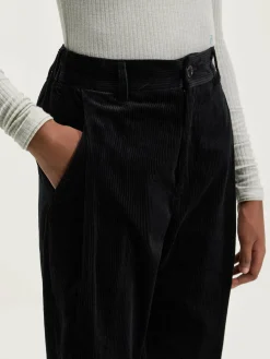 NICHOLSON & NICHOLSON Pantalon Sand Boyfriend En Velours Côtelé