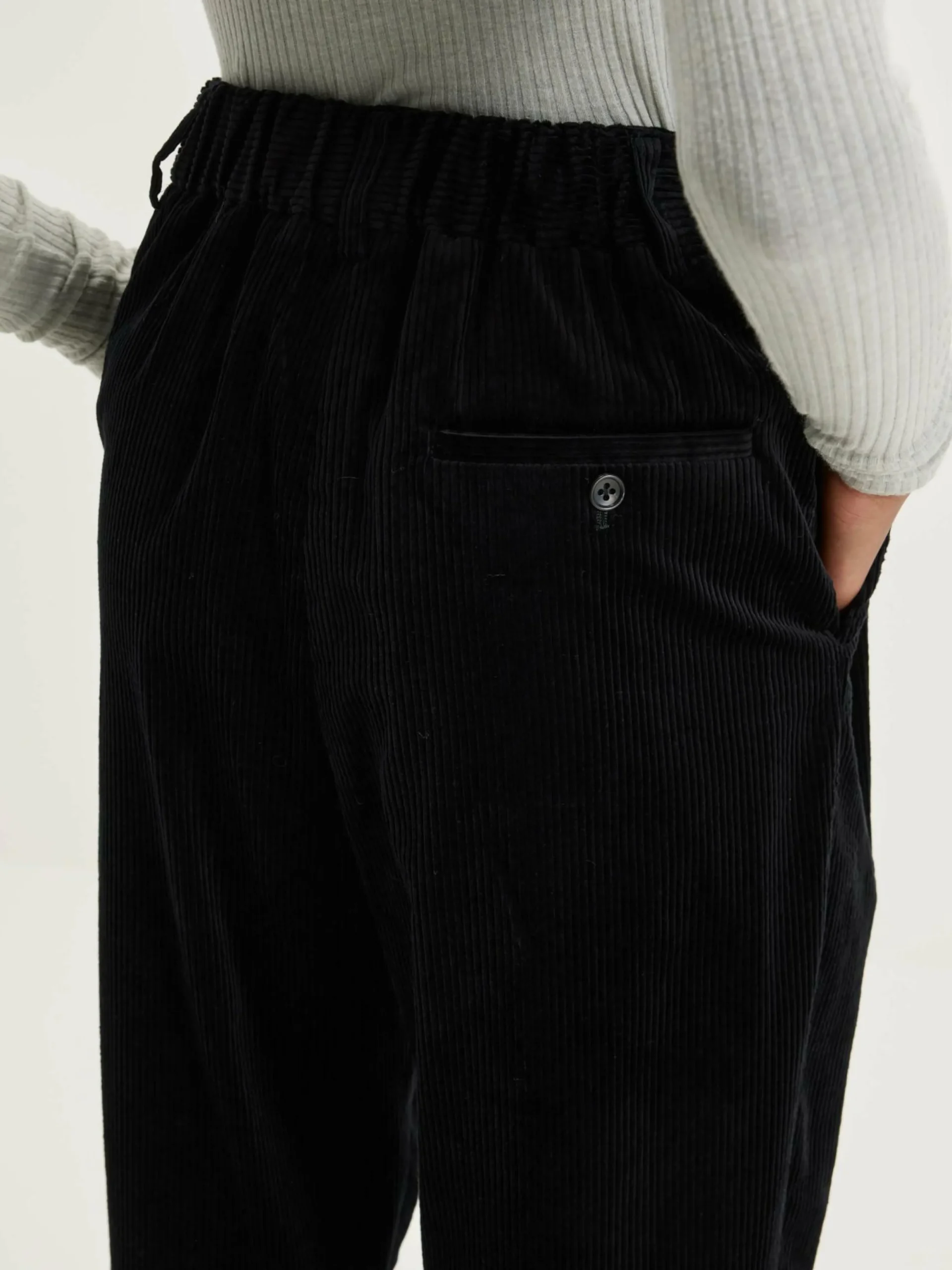 NICHOLSON & NICHOLSON Pantalon Sand Boyfriend En Velours Côtelé