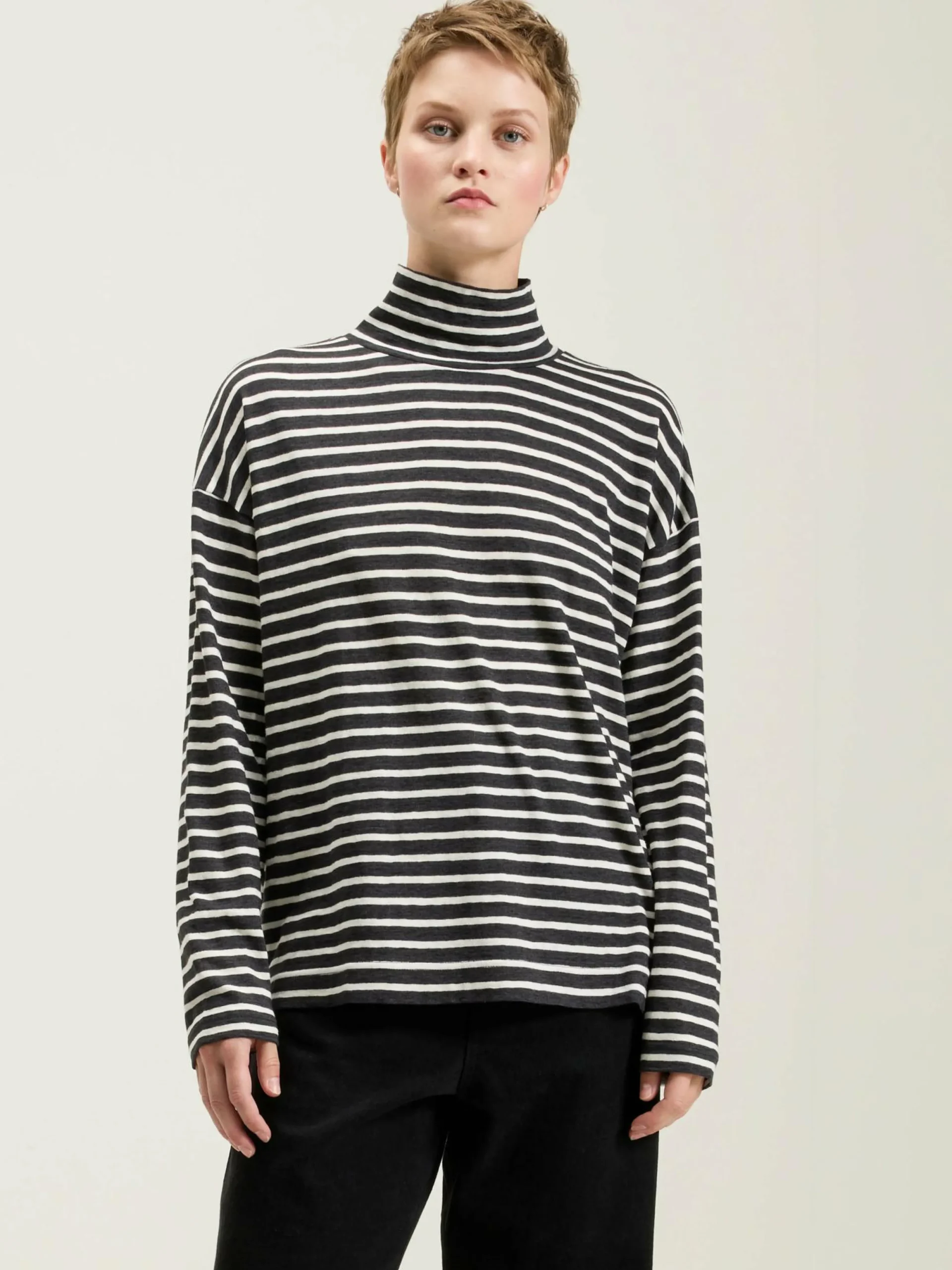 SARAHWEAR T-shirt Col Roulé Rayé Foggy