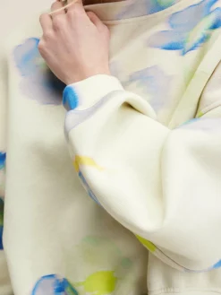 Sweatshirt Avec Imprimés De Fleurs Fancy